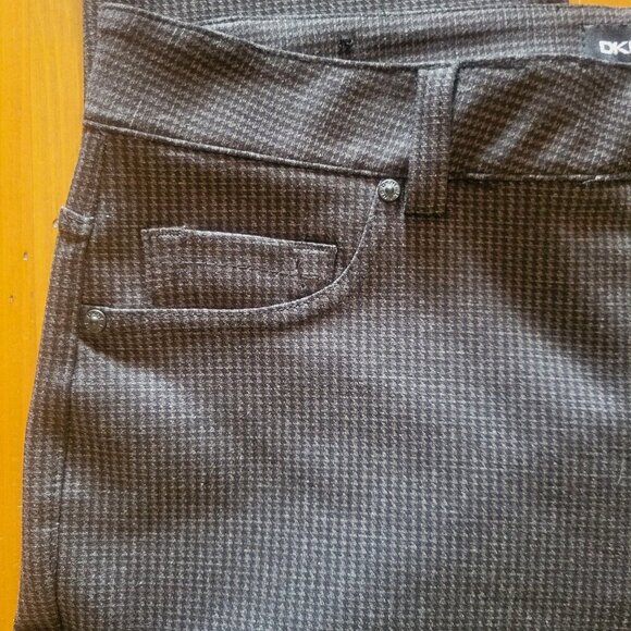 DKNY Women's Houndstooth Ponte Stretch Ankle 5-Pocket Pants - Tapered Leg Size M - Picture 6 of 13